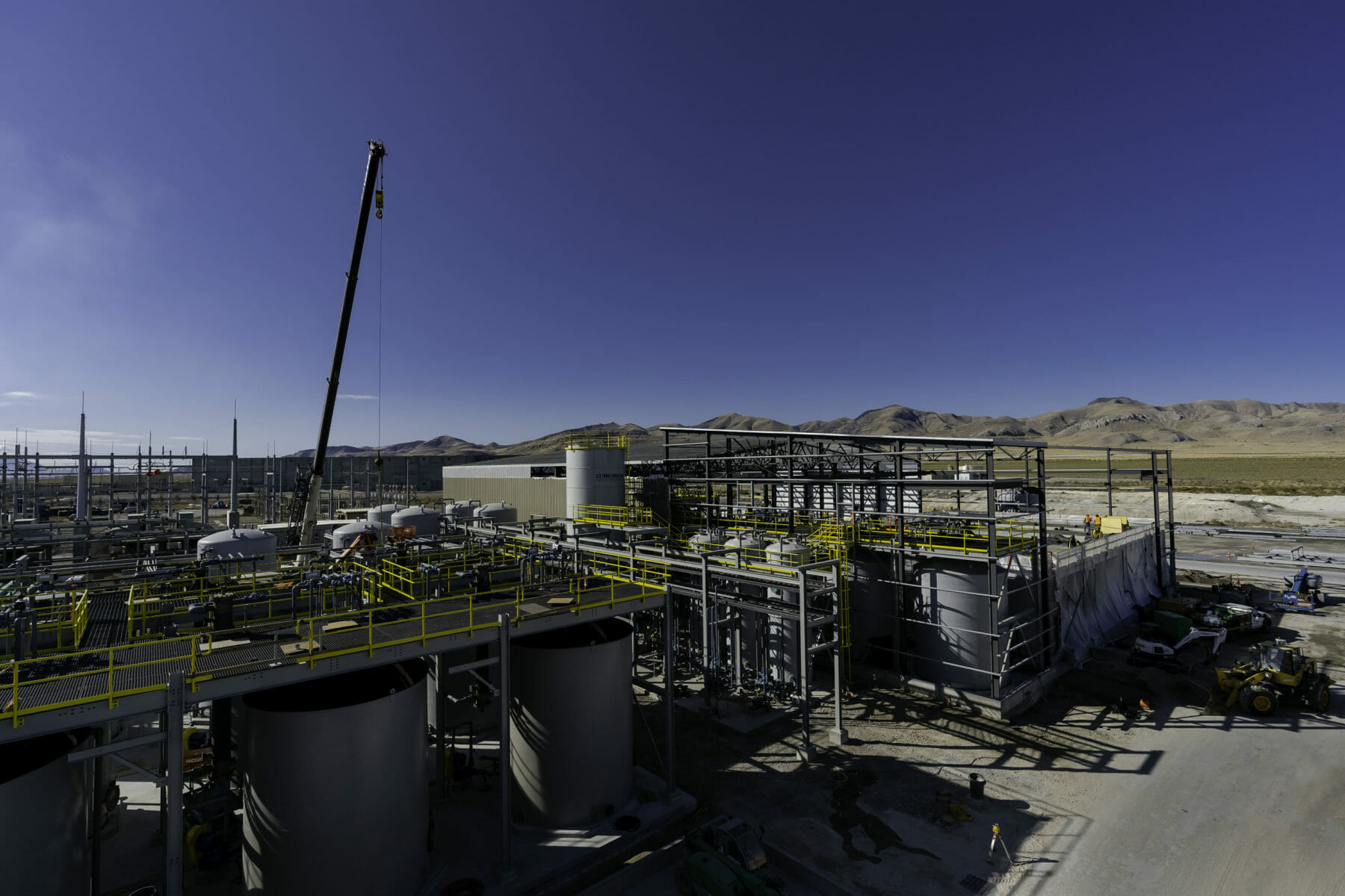 Structural steel erection on Utah Lithium plant